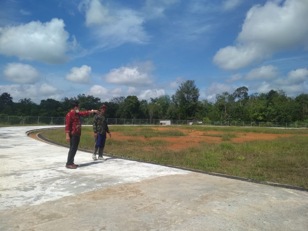 Tinjau Pekerjaan Stadion Magantis